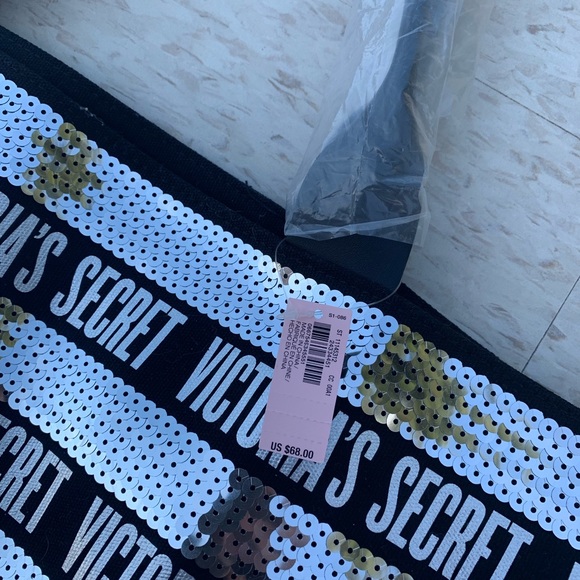 Victoria’s Secret Tote Bag - Picture 3 of 4